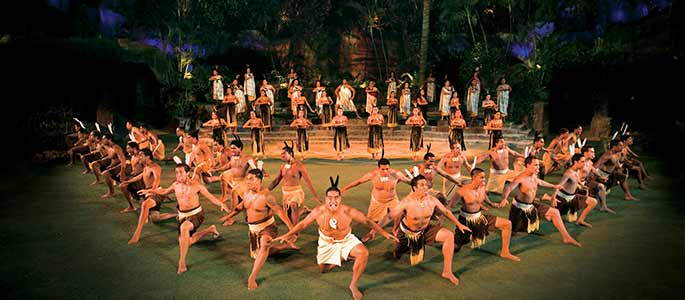 Image of Central show at Rainbow of Paradise, Polynesian Cultural